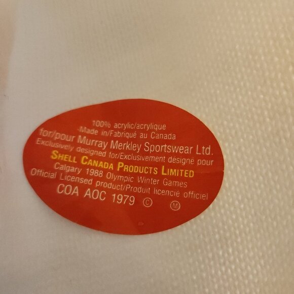 Calgary 88 Winter Olympics Hat Beanie Shell Winter Hat Canada Official Toque - Picture 8 of 8